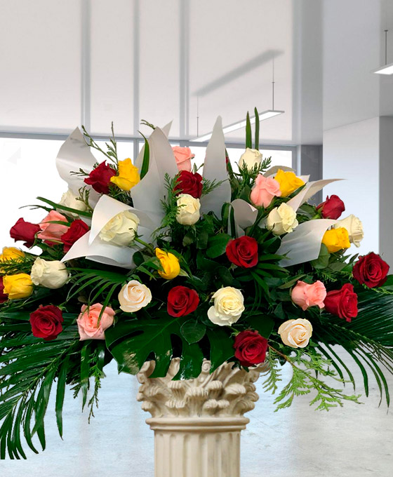 Rosas de colores para funeral en Badalona