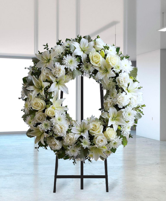 Coronas de rosas blancas para tanatorio